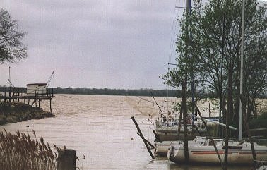 Port de Plassac sur Gironde (33 - vue ancienne)